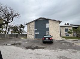 featured image of 2203 Jennifer Dr #3