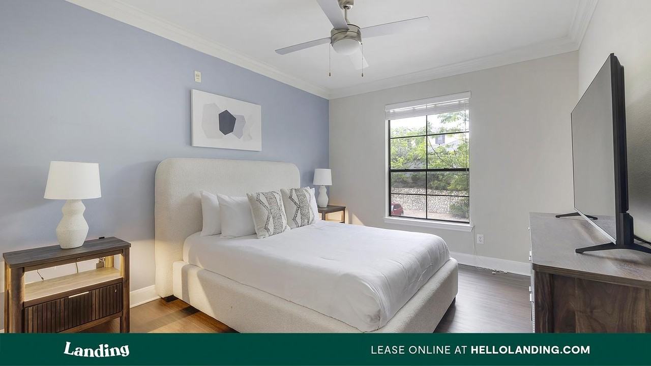 7601 Rialto Boulevard - Photo 4 of 50