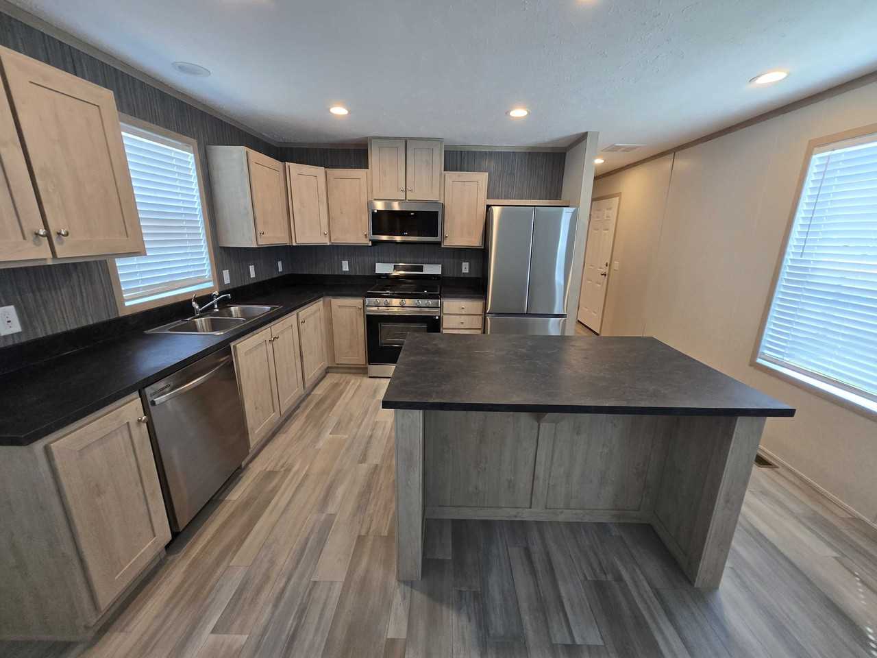 52792 S Zacharias Ct #151 - Photo 6 of 32
