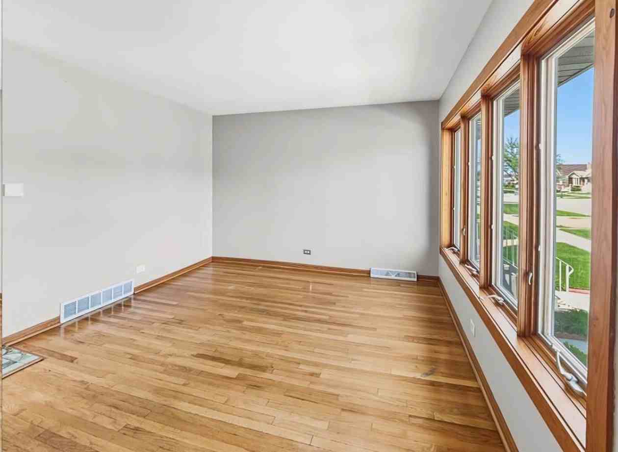 6440 West 63rd Place #10 - Photo 5 of 7