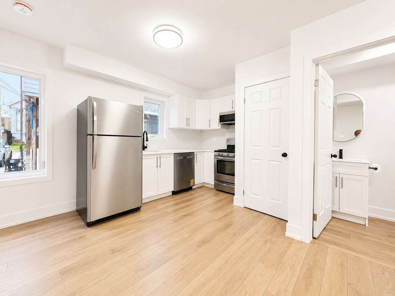 17 Belgravia Avenue #4 - Photo 5 of 8