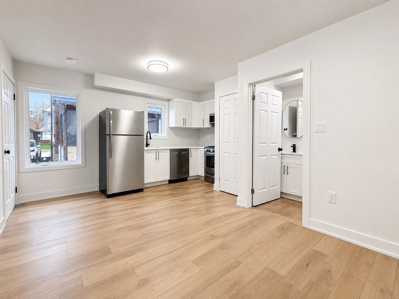 17 Belgravia Avenue #4 - Photo 7 of 8