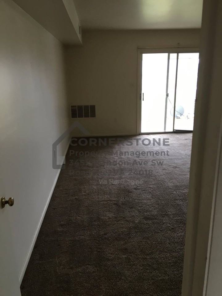 6500 Carefree Ln #13