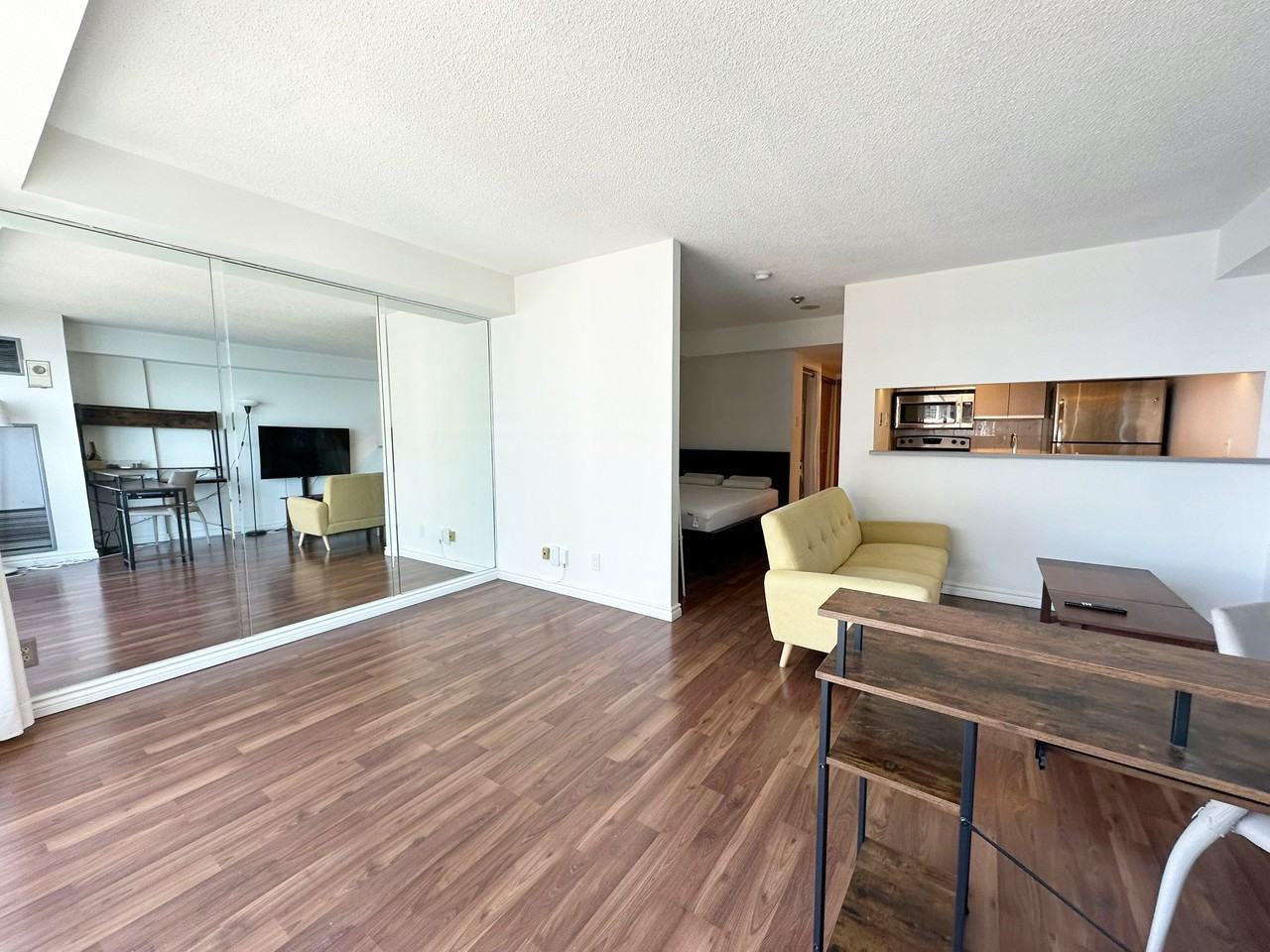 77 Harbour Square #3005 - Photo 5 of 32