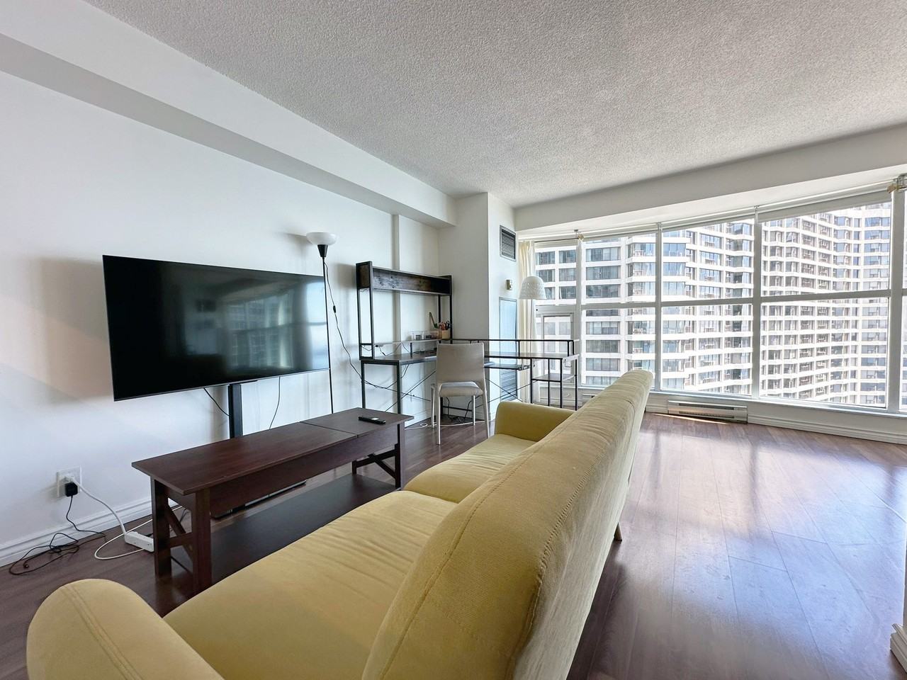 77 Harbour Square #3005 - Photo 6 of 32