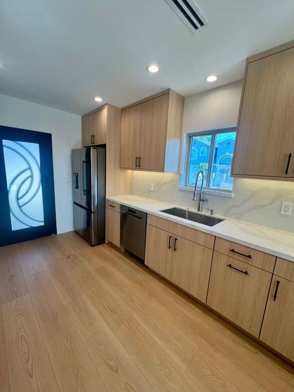 7925 Ben Ave - Photo 2 of 3