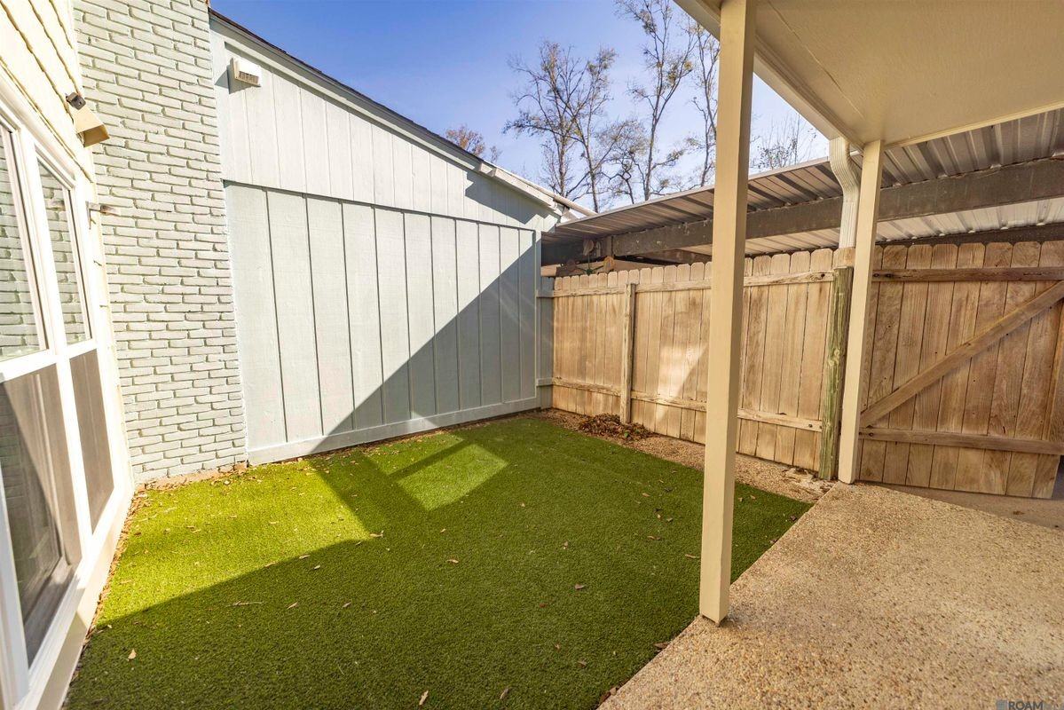 5648 Riverstone Dr - Photo 3 of 29