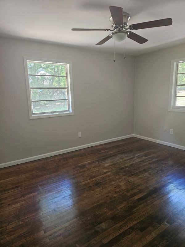 245 Stafford St Nw - Photo 7 of 8