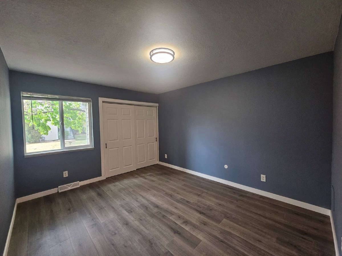 2618 S Xanadu Way #A - Photo 2 of 10