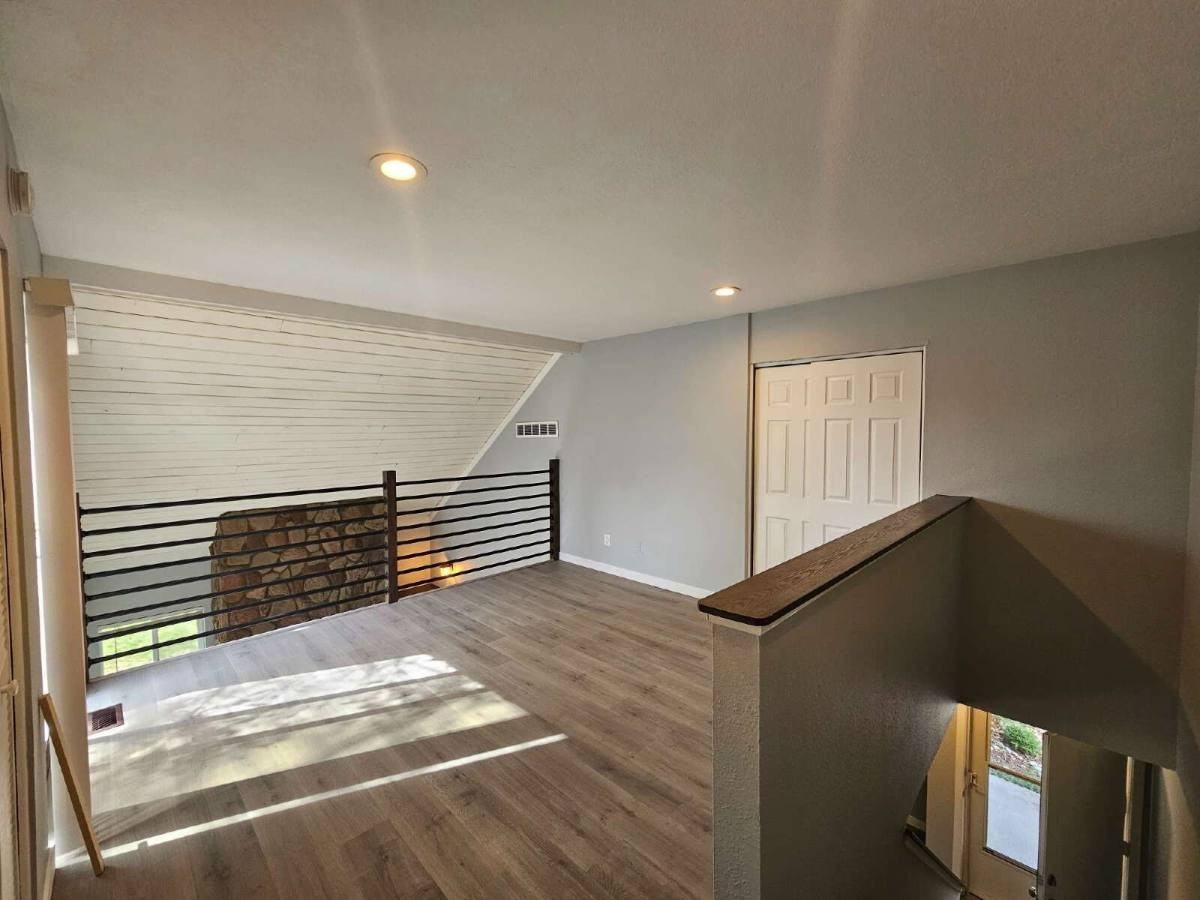 2618 S Xanadu Way #A - Photo 5 of 10