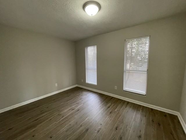 3114 Ocean Dr - Photo 5 of 45