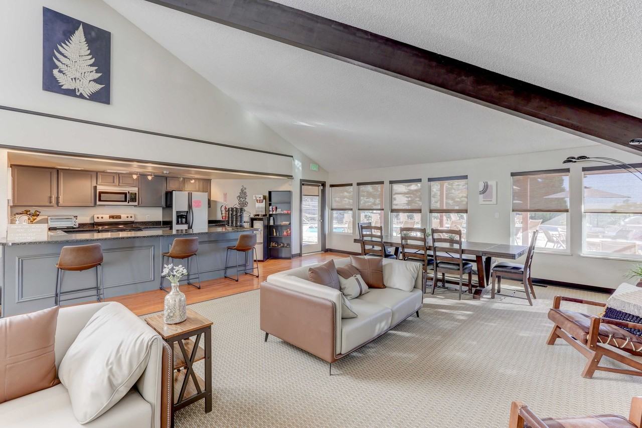 Americana Lakewood Apartments - Photo 2 of 50