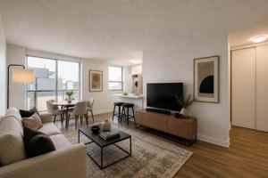 featured image of 55 Woolley St