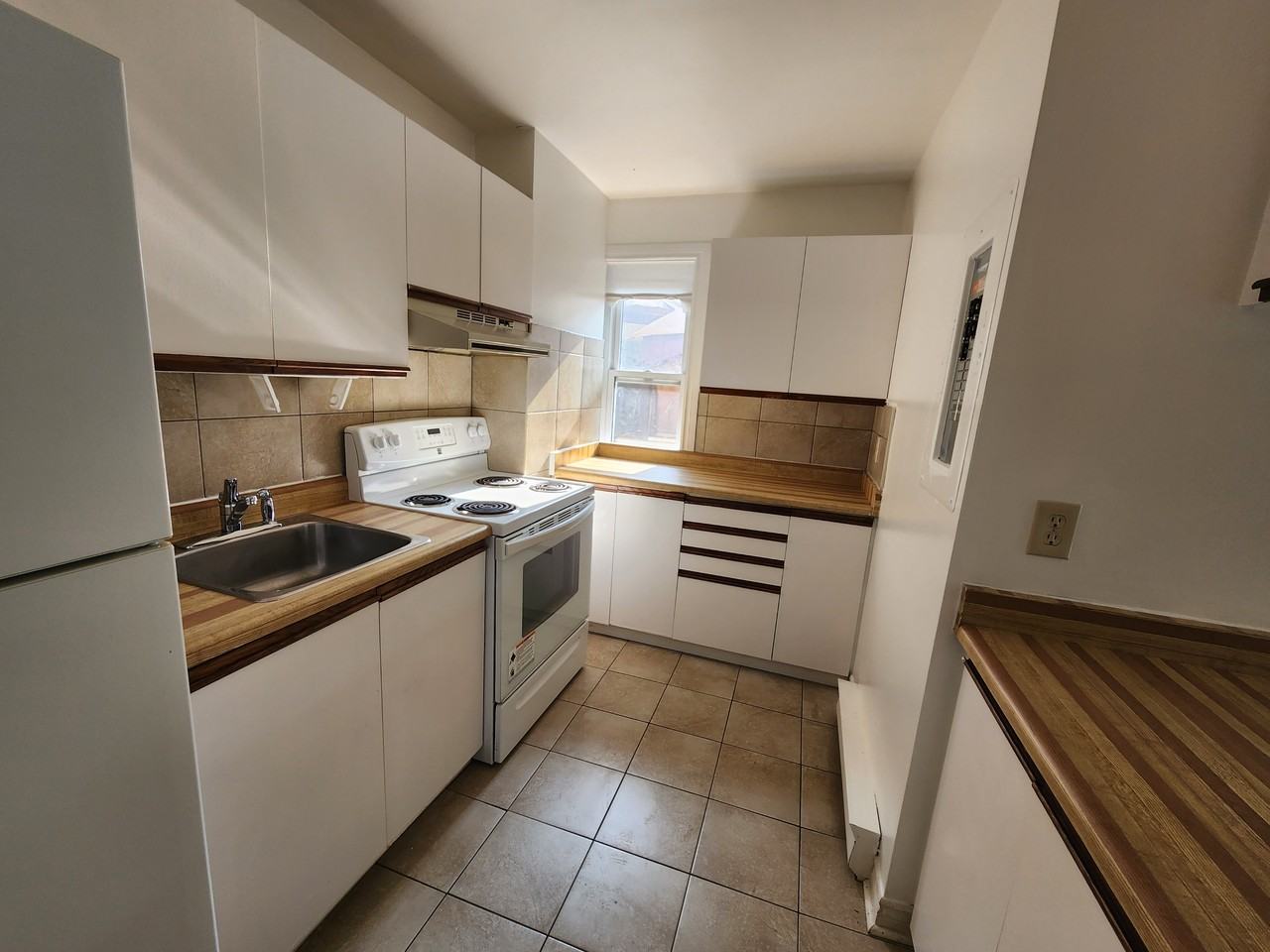 173 Florence Street - Photo 2 of 15