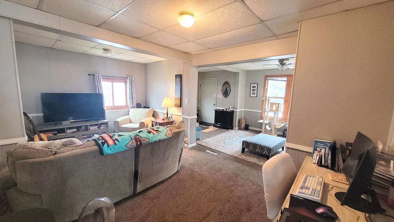 6521 West Adler Street - Photo 2 of 12