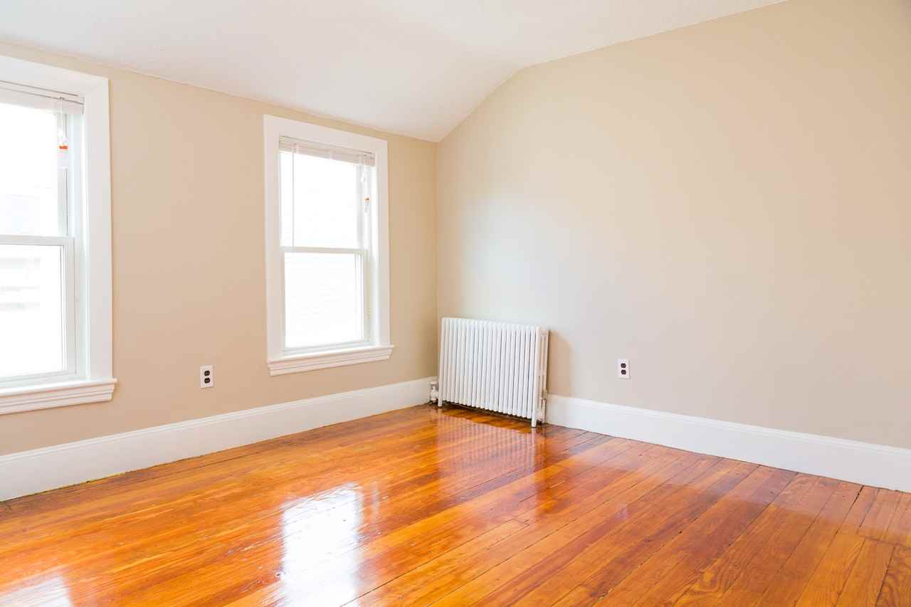 21-23 Pennsylvania Ave. - Photo 5 of 9