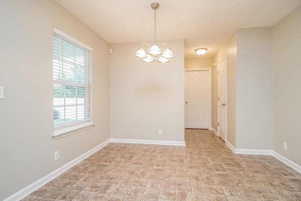 3746 Maya Dr - Photo 7 of 17