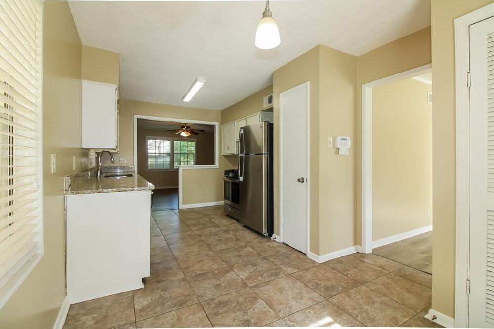 1751 Sea Isle Rd - Photo 6 of 16
