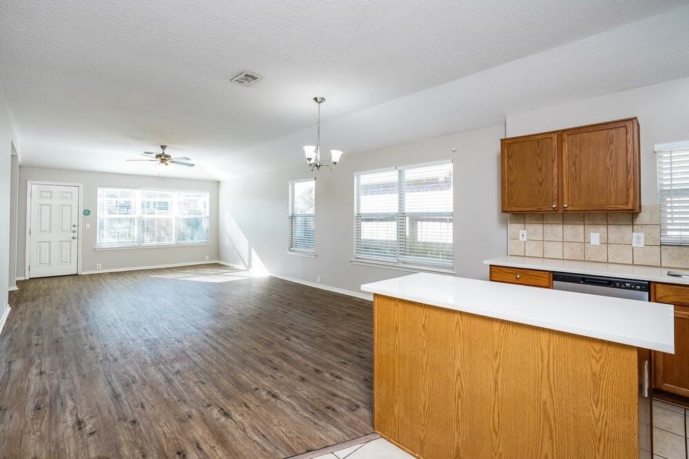 18331 Atasca Woods Trce - Photo 7 of 19