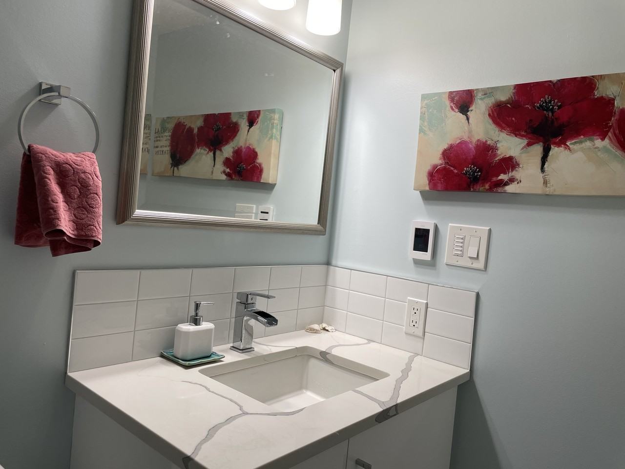 1235 West Broadway #302 - Photo 7 of 14