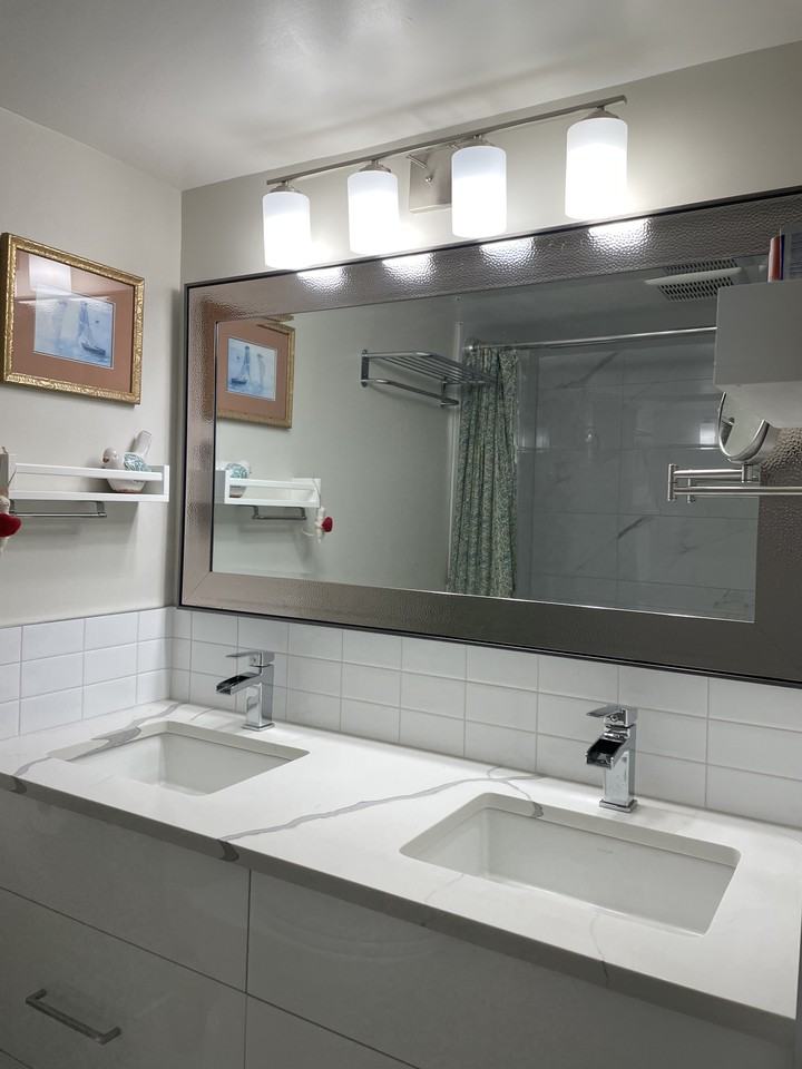 1235 West Broadway #302 - Photo 4 of 14