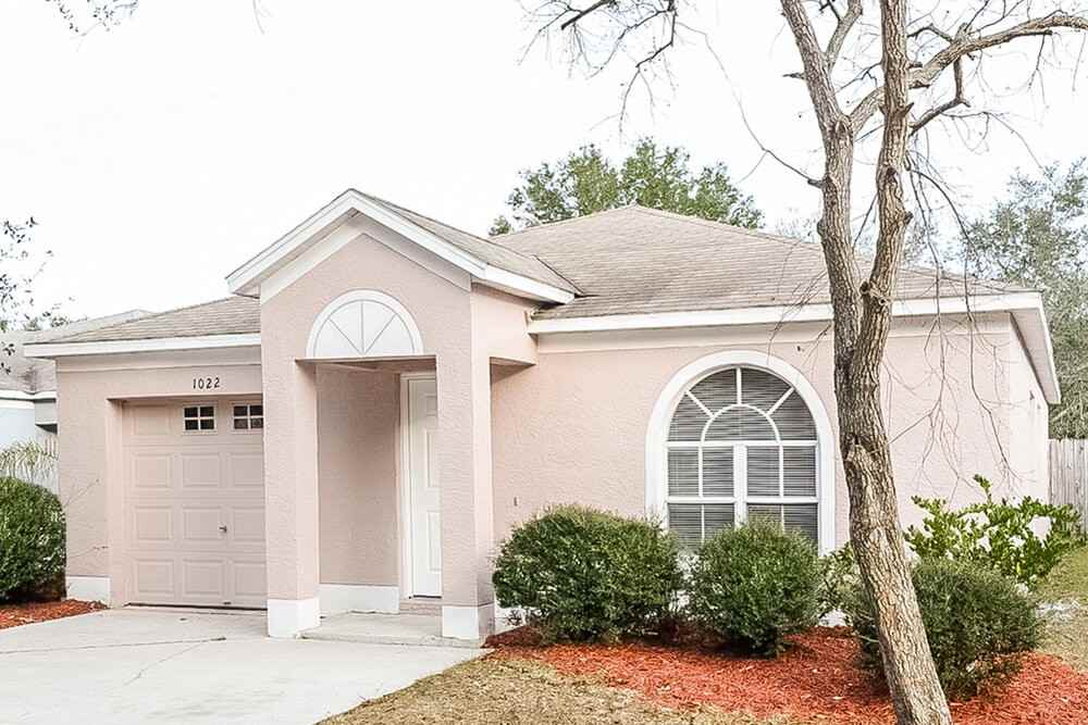 1022 Harvest Moon Dr - Photo 2 of 15