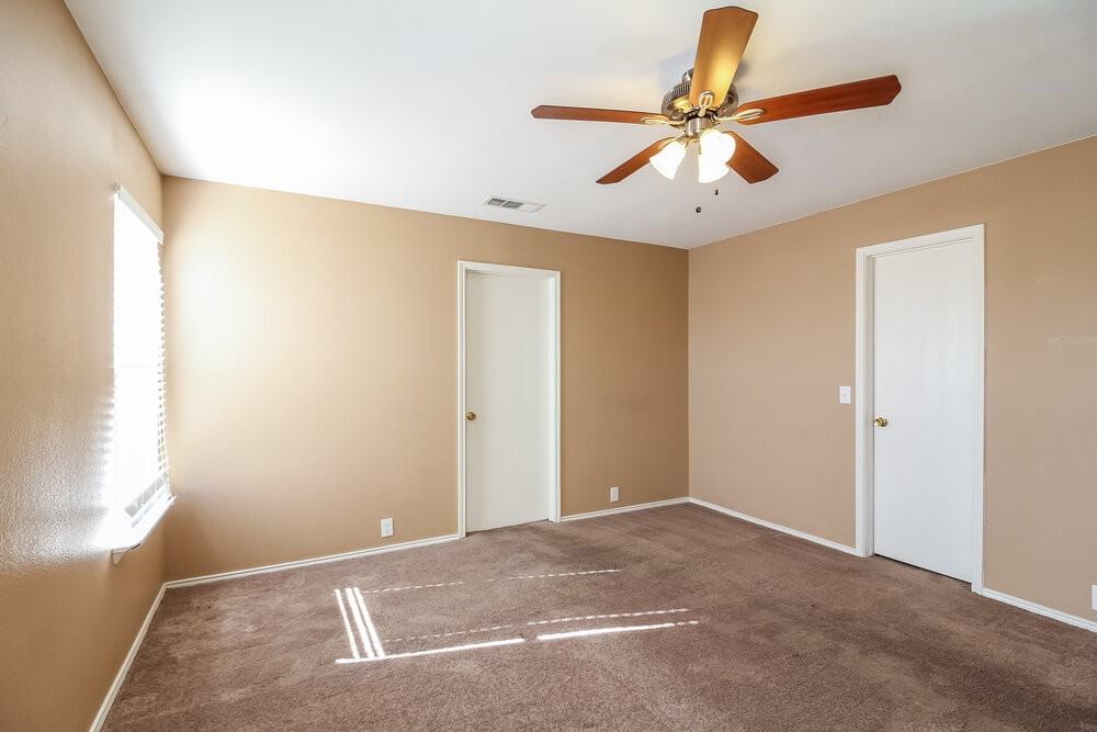 2204 Tailburton Ct - Photo 6 of 15