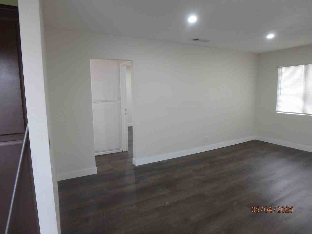 446 N Elk St #D - Photo 4 of 6