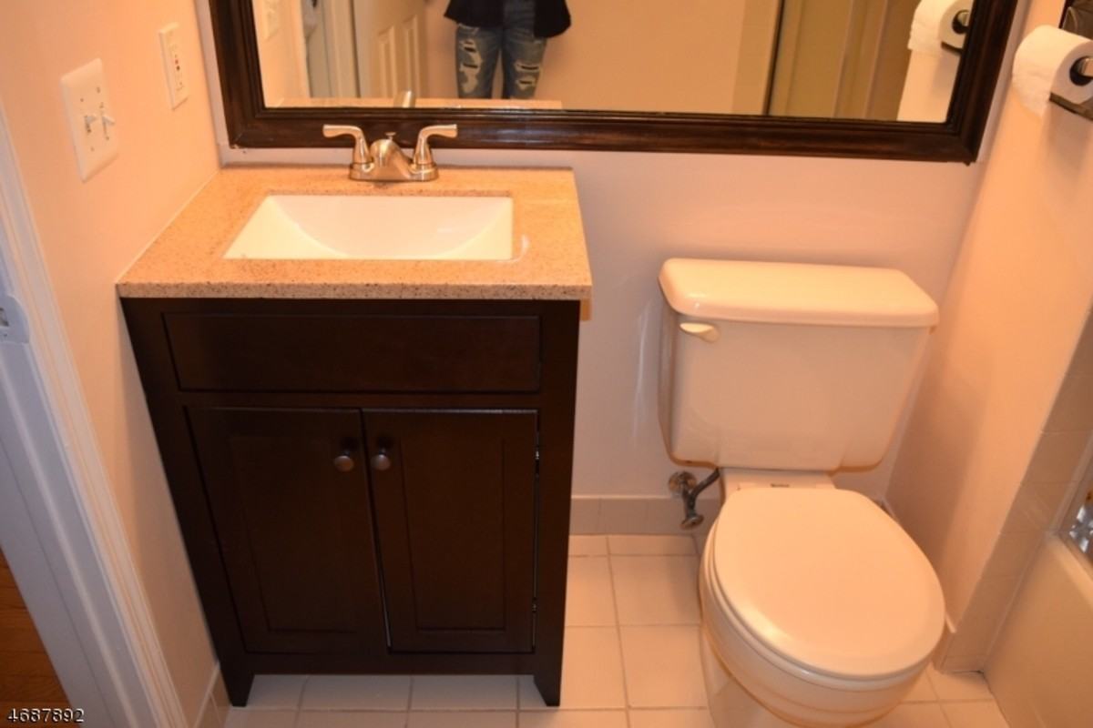 65 Jamestown Rd - Photo 4 of 12