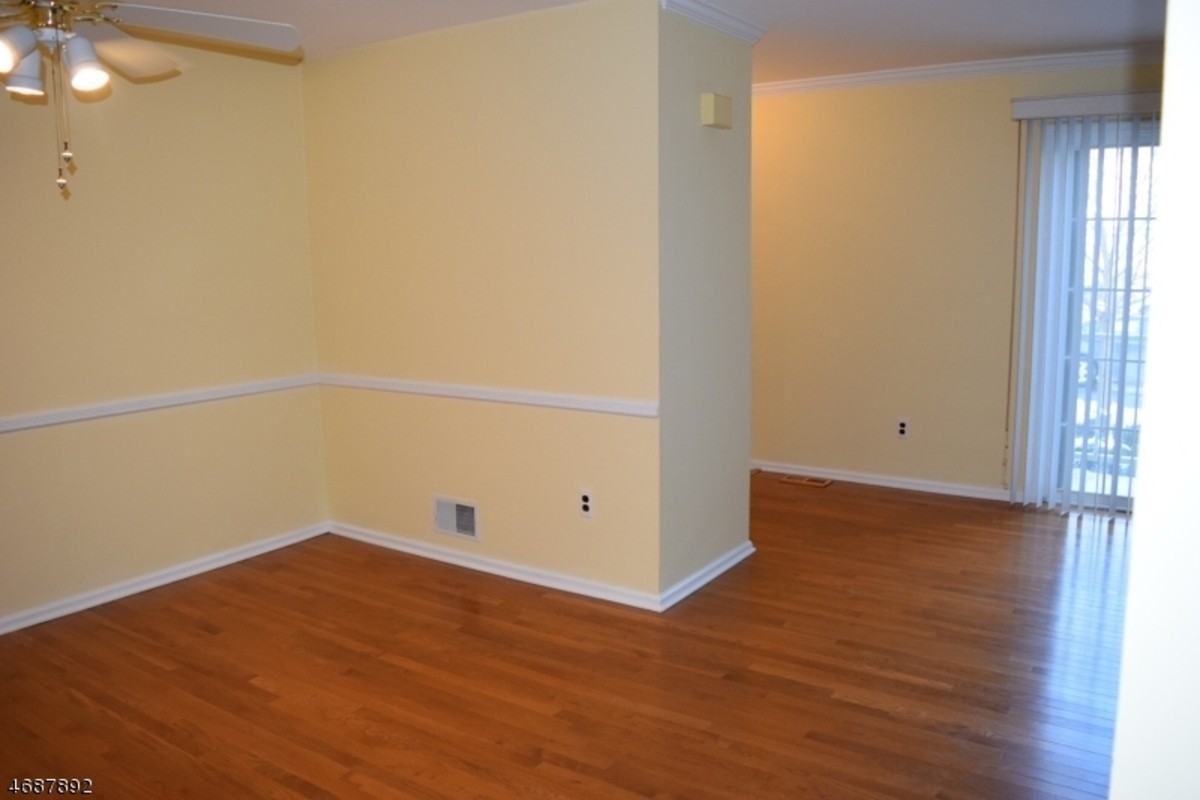65 Jamestown Rd - Photo 7 of 12