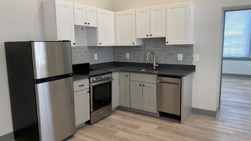 308 Washington Ave - Photo 4 of 27