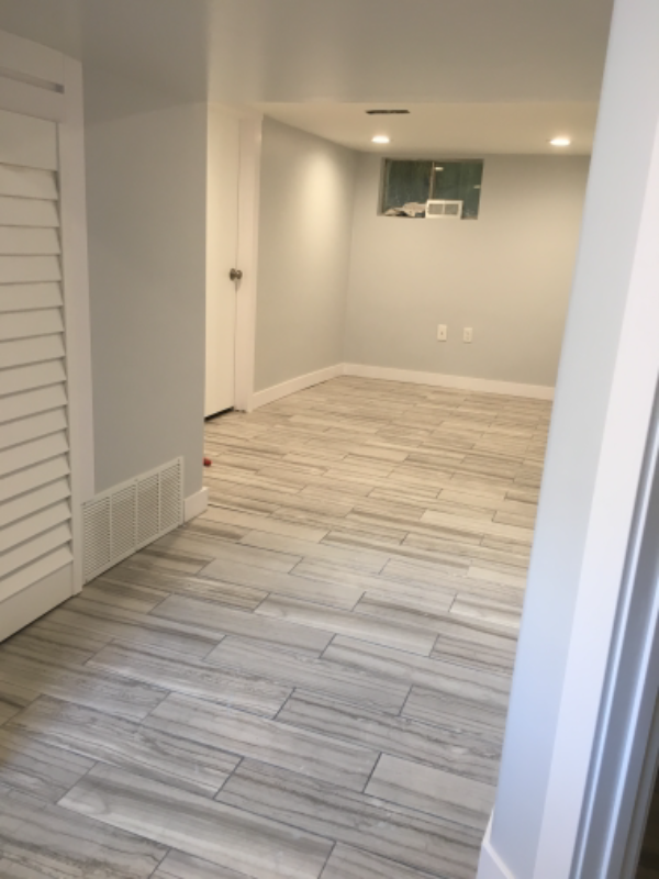 1078 E St - Photo 3 of 7