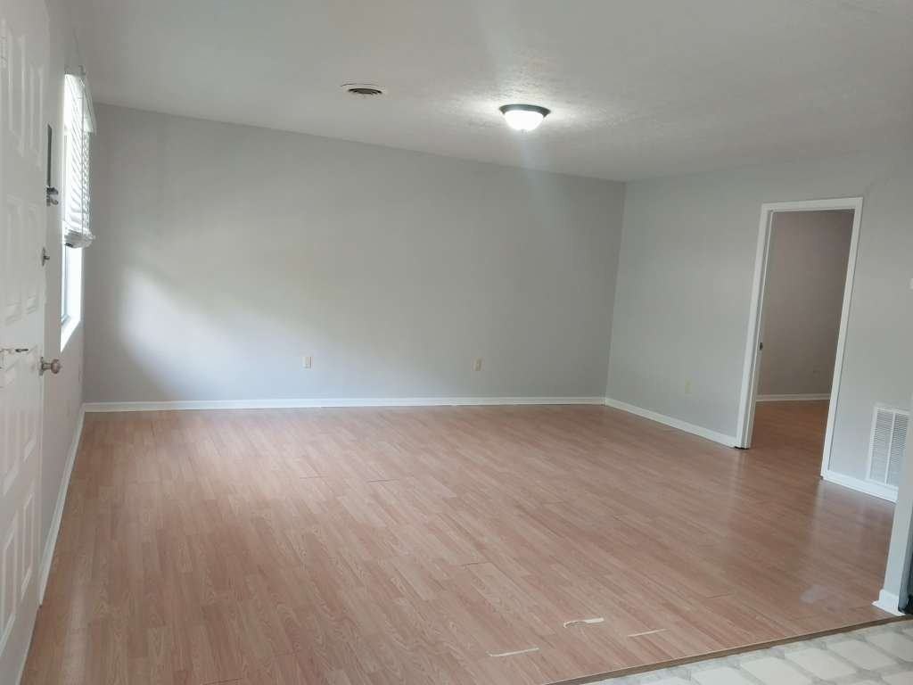 165 Midway Dr #A - Photo 2 of 7