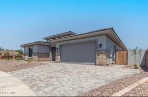 featured image of 880 W Flamingo Dr