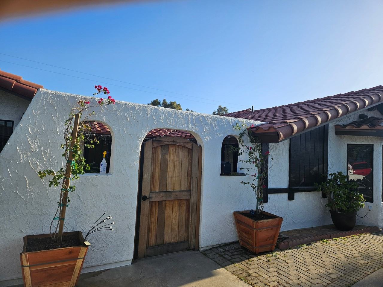 1484 Ahart St #A - Photo 3 of 11
