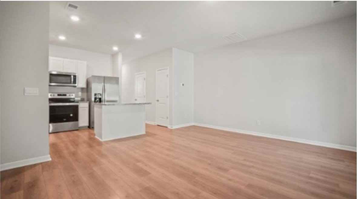 237 Catherine Ln - Photo 6 of 15