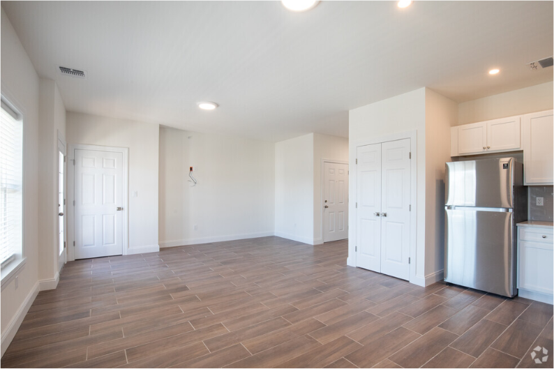 1163 Montauk Hwy #C4 - Photo 3 of 18