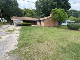 featured image of 216 Brookwood Dr