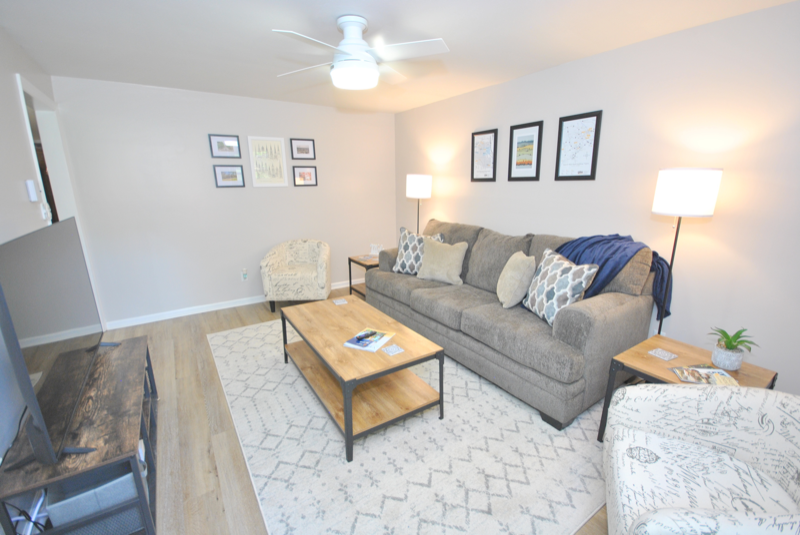 1501 Granville St #B - Photo 4 of 17