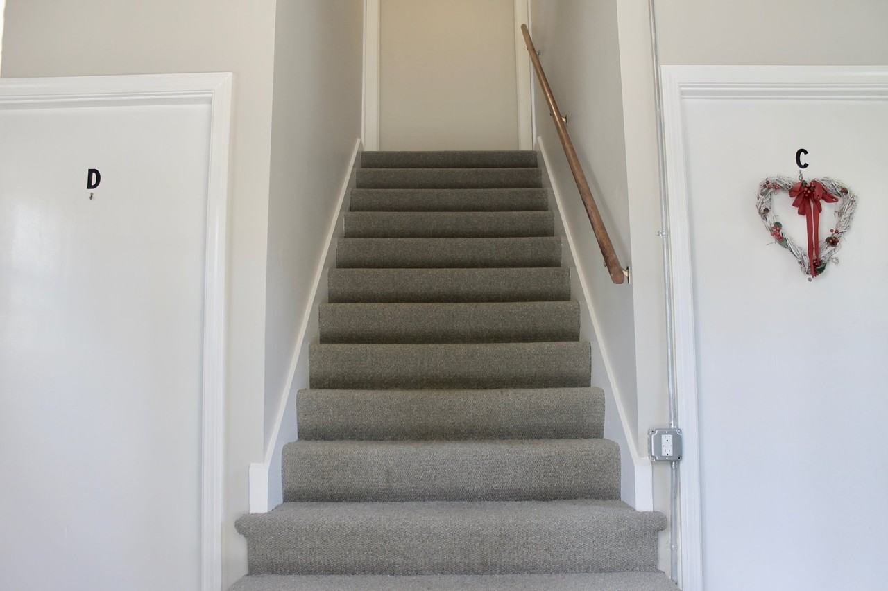 1231 Main St #A - Photo 2 of 9