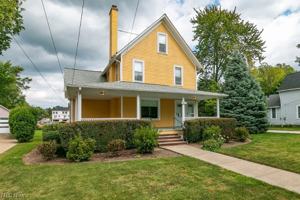 featured image of 38171 Wilson Ave #UP