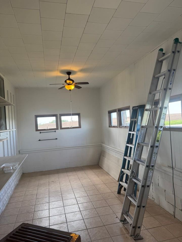 10530 Eastnorth Road - Photo 3 of 12