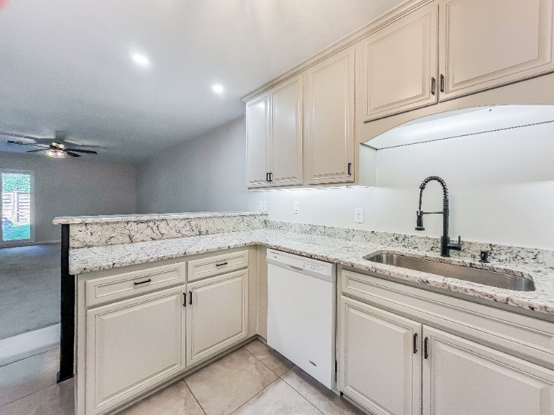 1008 Holland Dr #3 - Photo 3 of 15