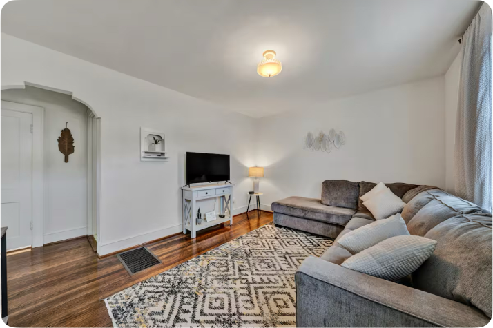 1139 Ethel Rd Se - Photo 4 of 17