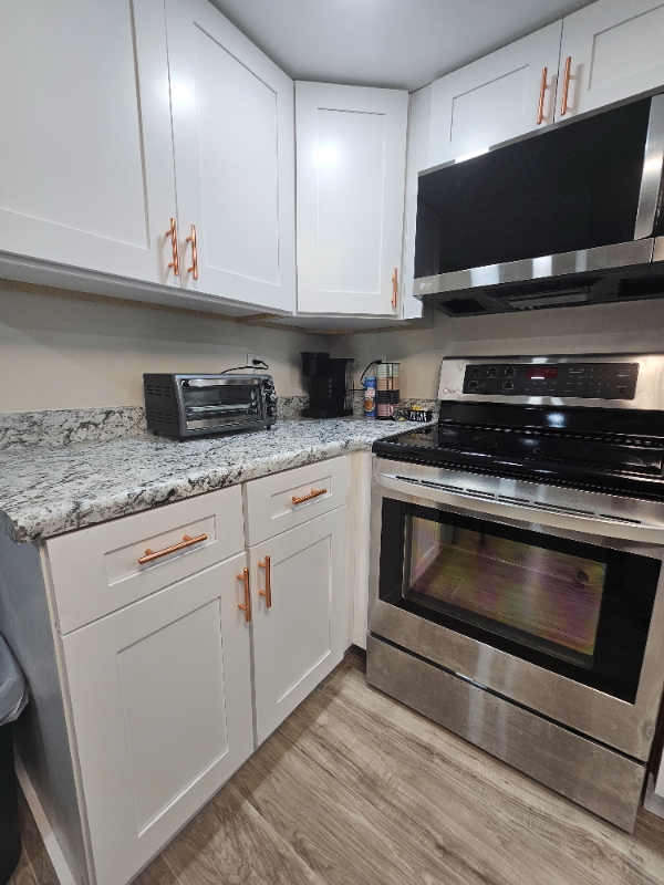915 E Fairfield Rd - Photo 6 of 20