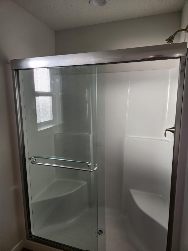 4099 Brooks Ave Ne - Photo 4 of 8