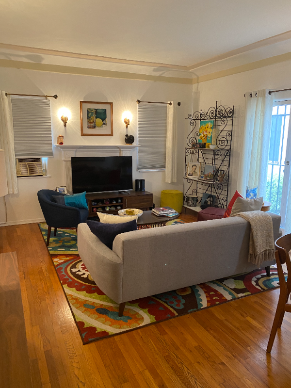 419 S Cloverdale Ave #4 - Photo 4 of 19