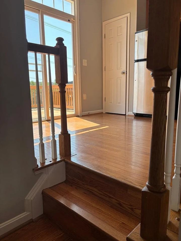 15711 John Diskin Cir - Photo 6 of 14