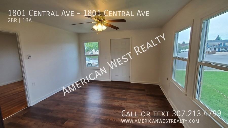 1801 Central Ave - Photo 2 of 7
