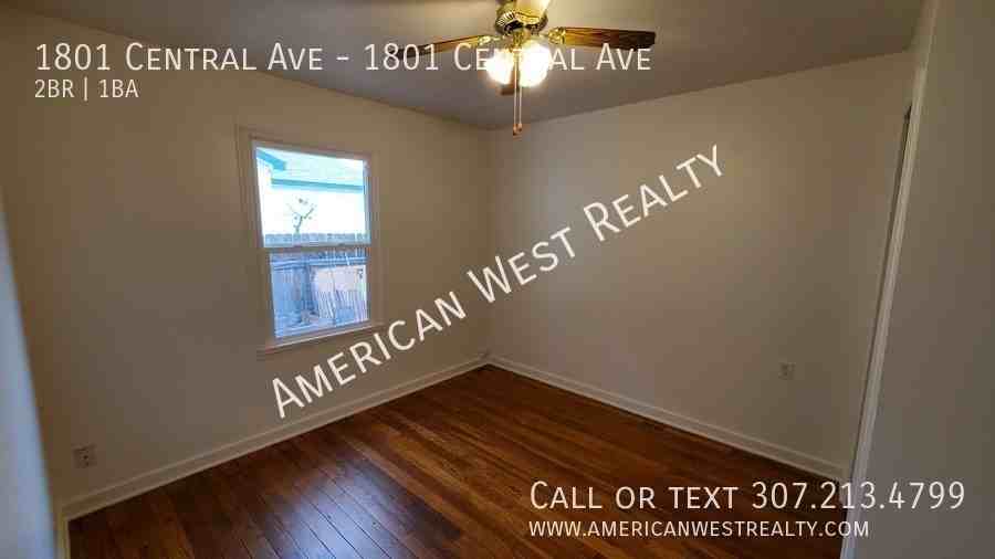 1801 Central Ave - Photo 5 of 7